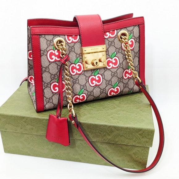 ✨️Authentic Limited Edition Gucci Small Padlock GG Supreme Red Apple Bag - Picture 2 of 16